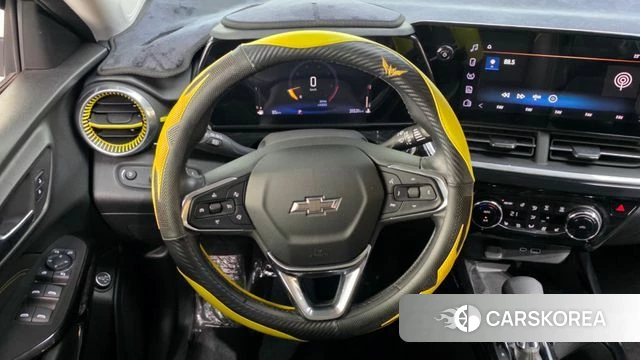 Chevrolet (GM Daewoo) Trax Crossover 2023 Золотой из Кореи, фото 4