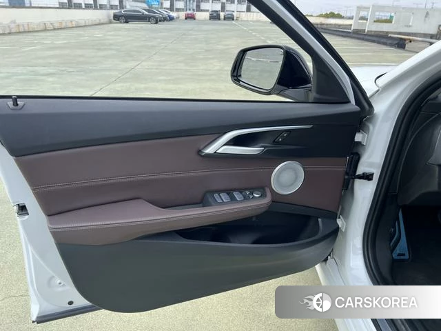 BMW 1 series 2021 Белый из Китая, фото 4