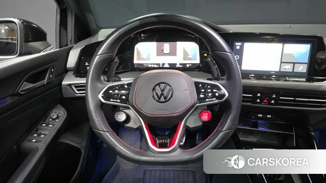 Volkswagen Golf 8th Generation 2023 Черный из Кореи, фото 4