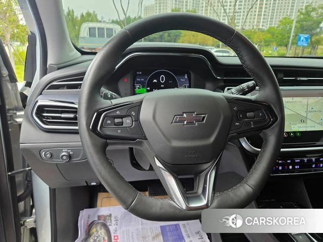 Chevrolet (GM Daewoo) Bolt EUV 2023 Серебряный из Кореи, фото 5