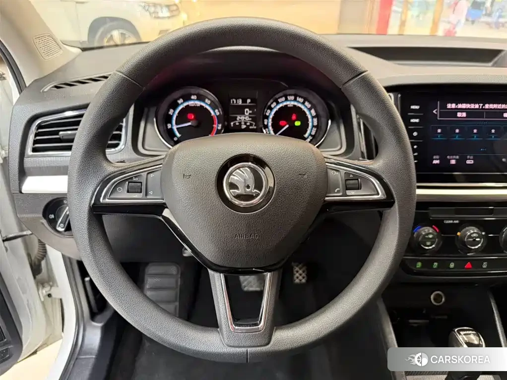 Skoda Kamiq 2022 Белый из Китая, фото 5