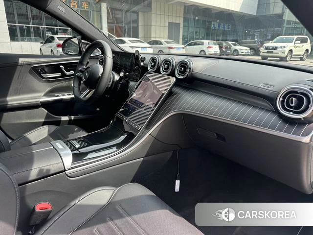 Mercedes-Benz C-class 2022 Белый из Китая, фото 4