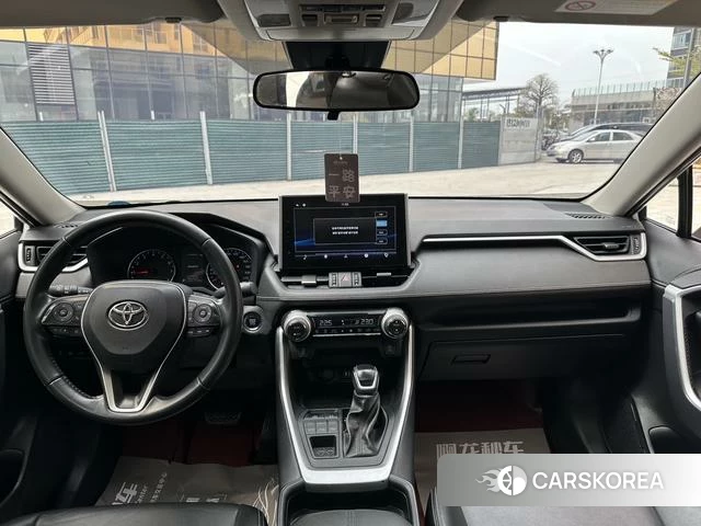 Toyota Wildlander 2022 Белый из Китая, фото 4