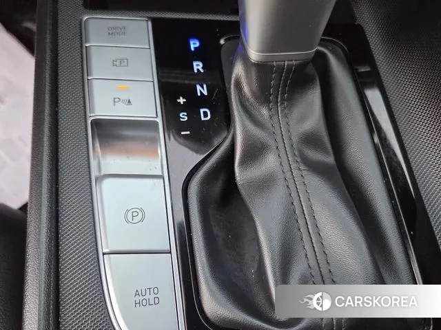 Hyundai The New Avante (CN7) 2023 Красный из Кореи, фото 4