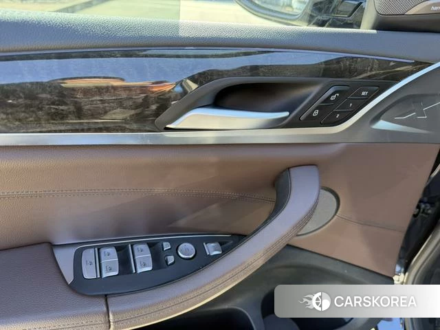 BMW X3 2021 Черный из Китая, фото 4