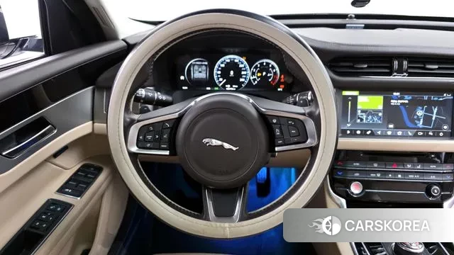 Jaguar XF (X260) 2018 Белый из Кореи, фото 4