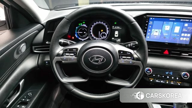 Hyundai Avante Hybrid (CN7) 2023 Белый из Кореи, фото 4