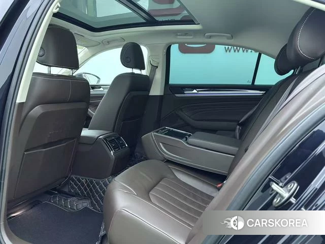 Volkswagen Phideon 2022 Синий из Китая, фото 4
