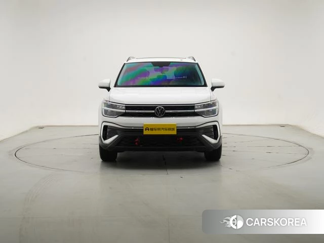 Volkswagen Tharu 2026 Белый из Китая, фото 4