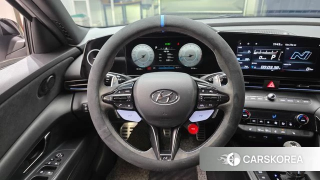 Hyundai Avante (CN7) 2021 Серебристо-серый из Кореи, фото 4
