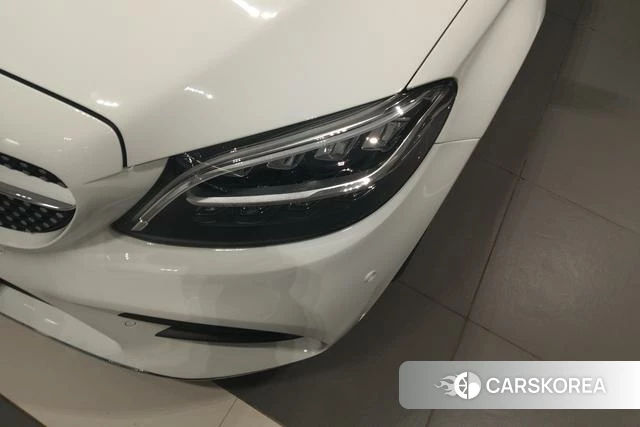 Mercedes-Benz C-class 2021 Белый из Китая, фото 4