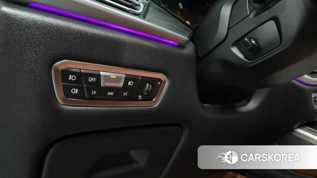 BMW X7 (G07) 2019 Черный из Кореи, фото 4