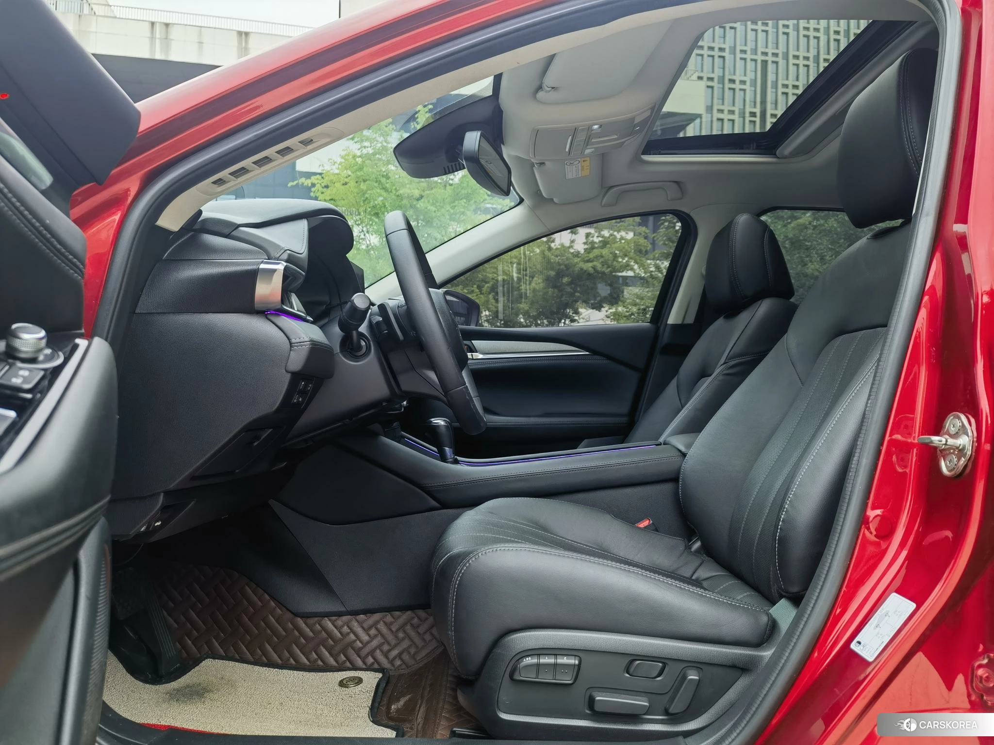 Mazda Atenza 2021 Красный из Китая, фото 4