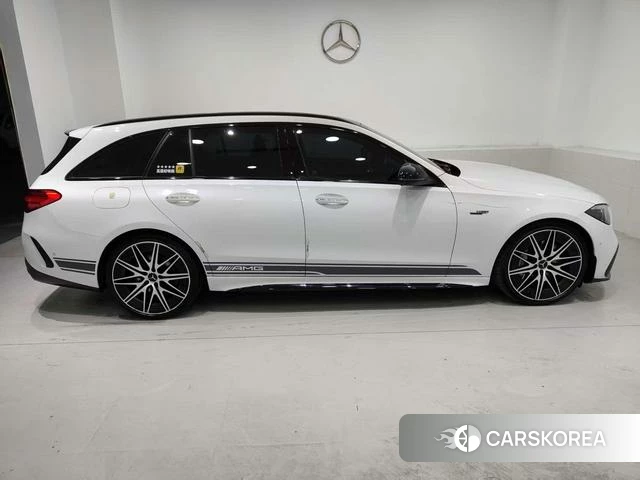 Mercedes-Benz AMG C-Class 2024 Белый из Китая, фото 4