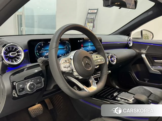 Mercedes-Benz A-Class 2020 Белый из Китая, фото 4