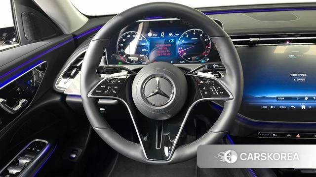 Mercedes-Benz E-Class W214 2024 Белый из Кореи, фото 4