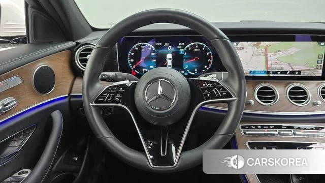 Mercedes-Benz E-Class W213 2023 Белый из Кореи, фото 4