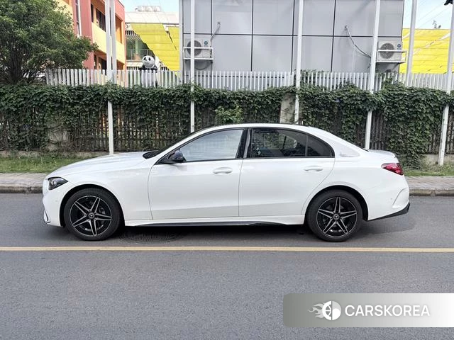 Mercedes-Benz C-class 2024 Белый из Китая, фото 4