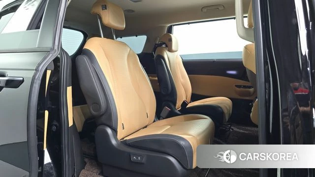 Kia Carnival 4th generation 2022 Черный из Кореи, фото 4