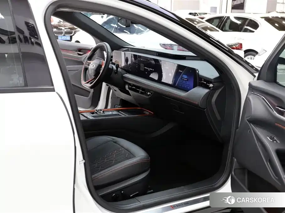 Ford Evos 2022 Белый из Китая, фото 4