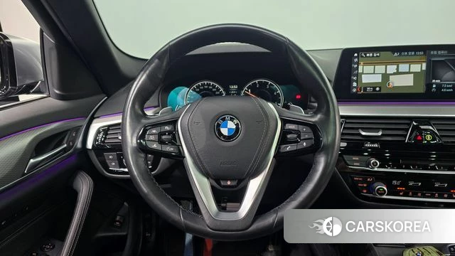 BMW 5 Series (G30) 2018 Серый из Кореи, фото 4