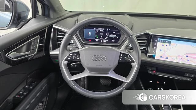 Audi Q4 e-Tron (F4) 2022 Небесно-голубой из Кореи, фото 4