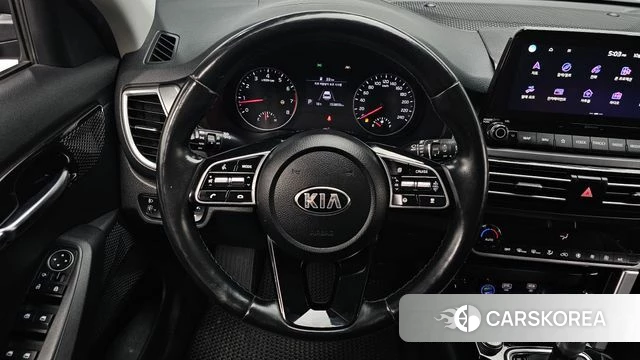 Kia Seltos 2021 Черный из Кореи, фото 4