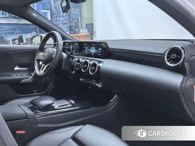 Mercedes-Benz A-Class 2021 Белый из Китая, фото 4