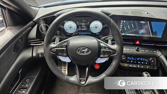 Hyundai Avante (CN7) 2022 Светло-серебряный цвет из Кореи, фото 4