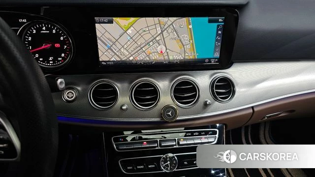 Mercedes-Benz E-Class W213 2019 Черный из Кореи, фото 4