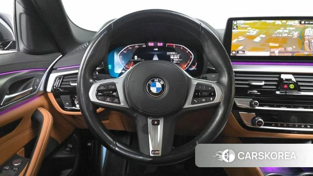 BMW 5 Series (G30) 2022 Черный из Кореи, фото 4