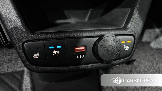 Kia The New Kia Ray 2023 Белый из Кореи, фото 4