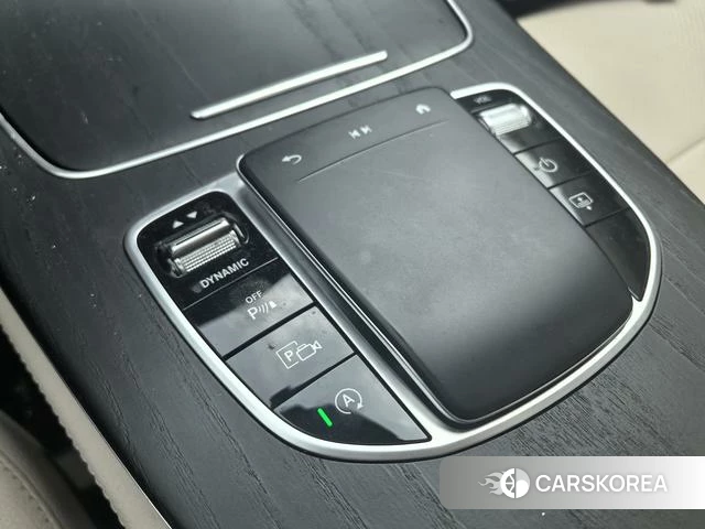Mercedes-Benz E-Class 2023 Белый из Китая, фото 4