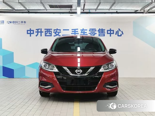Nissan Tiida 2021 Красный из Китая, фото 4