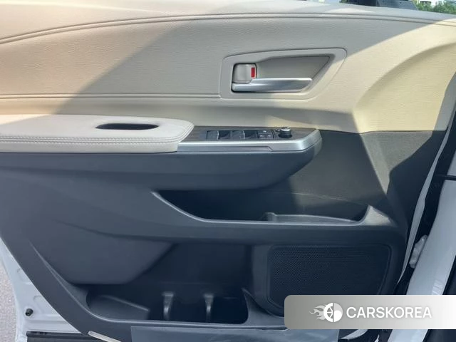 Toyota Sienna 2024 Белый из Китая, фото 4