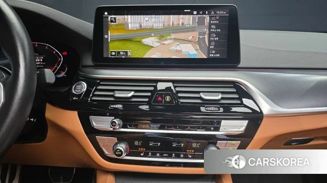 BMW 5 Series (G30) 2022 Белый из Кореи, фото 4