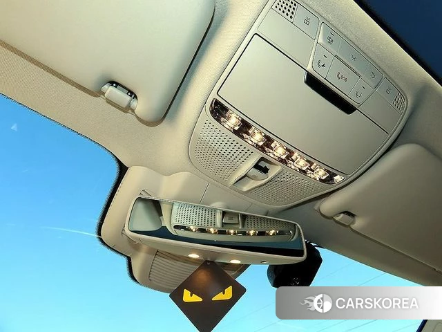 Mercedes-Benz E-Class W213 2018 Серебряный из Кореи, фото 4