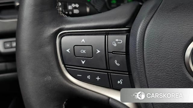 Lexus UX250h 2019 Серебристо-серый из Кореи, фото 4