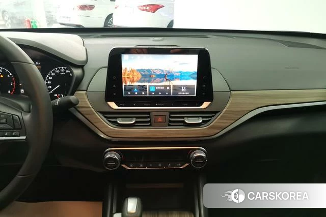 Nissan Altima 2022 Белый из Китая, фото 4
