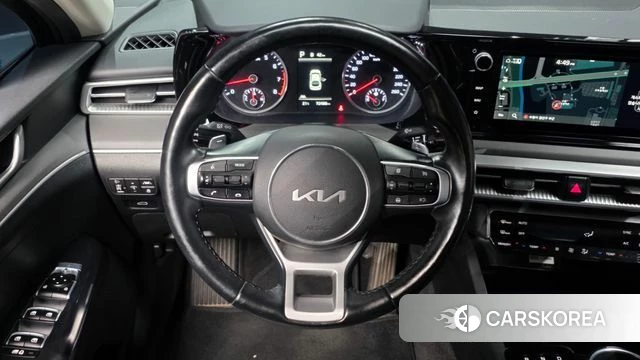 Kia K5 3rd generation 2023 Серый из Кореи, фото 4