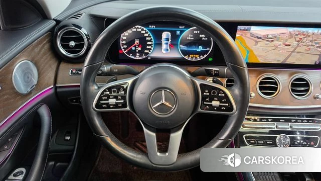 Mercedes-Benz E-Class W213 2018 Серый из Кореи, фото 4