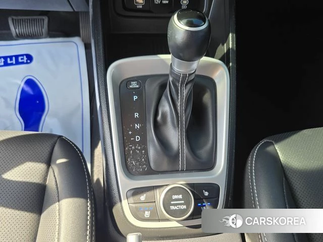 Hyundai Venue 2023 Синий из Кореи, фото 4