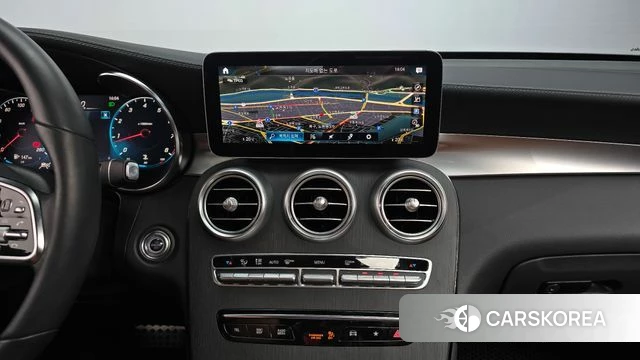 Mercedes-Benz GLC-Class X253 2023 Белый из Кореи, фото 4