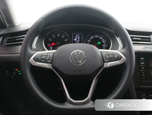 Volkswagen Magotan 2022 Черный из Китая, фото 4