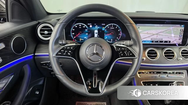 Mercedes-Benz E-Class W213 2022 Серый из Кореи, фото 4