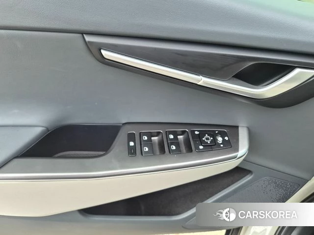 Kia EV6 2024 Жемчужный цвет из Кореи, фото 4
