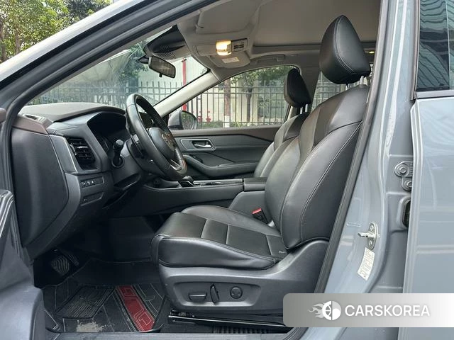Nissan X-Trail 2022 Темно-серый из Китая, фото 4