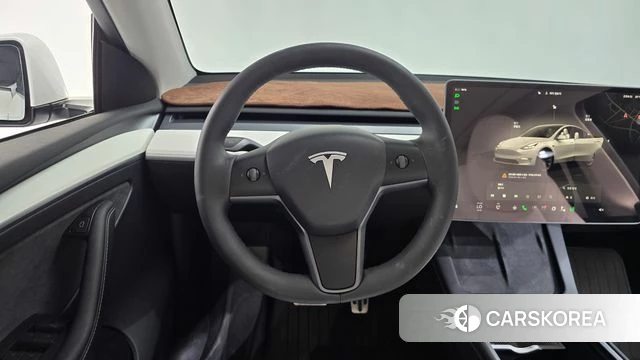 Tesla Model Y 2024 Белый из Кореи, фото 4