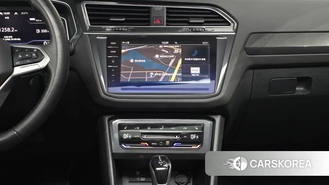 Volkswagen Tiguan second Generation 2022 Серебряный из Кореи, фото 4