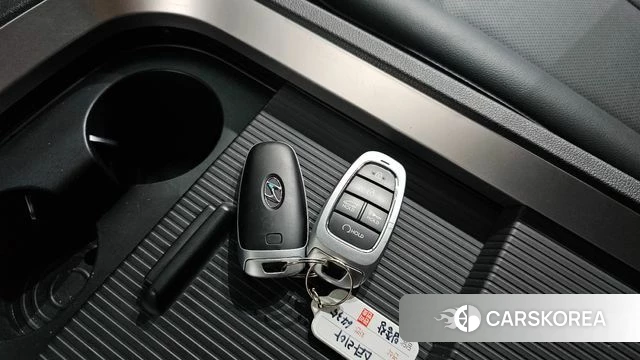Hyundai Staria 2022 Черный из Кореи, фото 4